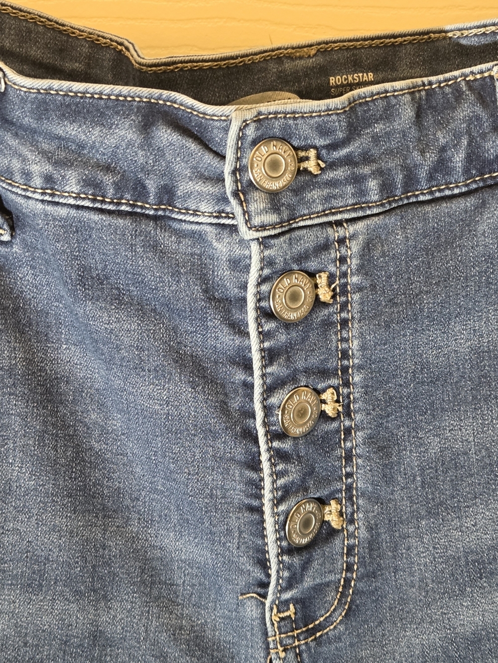 Old Navy High-Rise Button-Fly Medium Blue Jeans - Picture 5 of 5